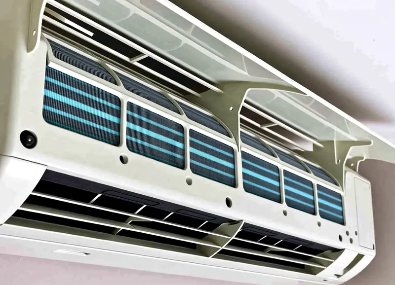 will frozen AC fix itself